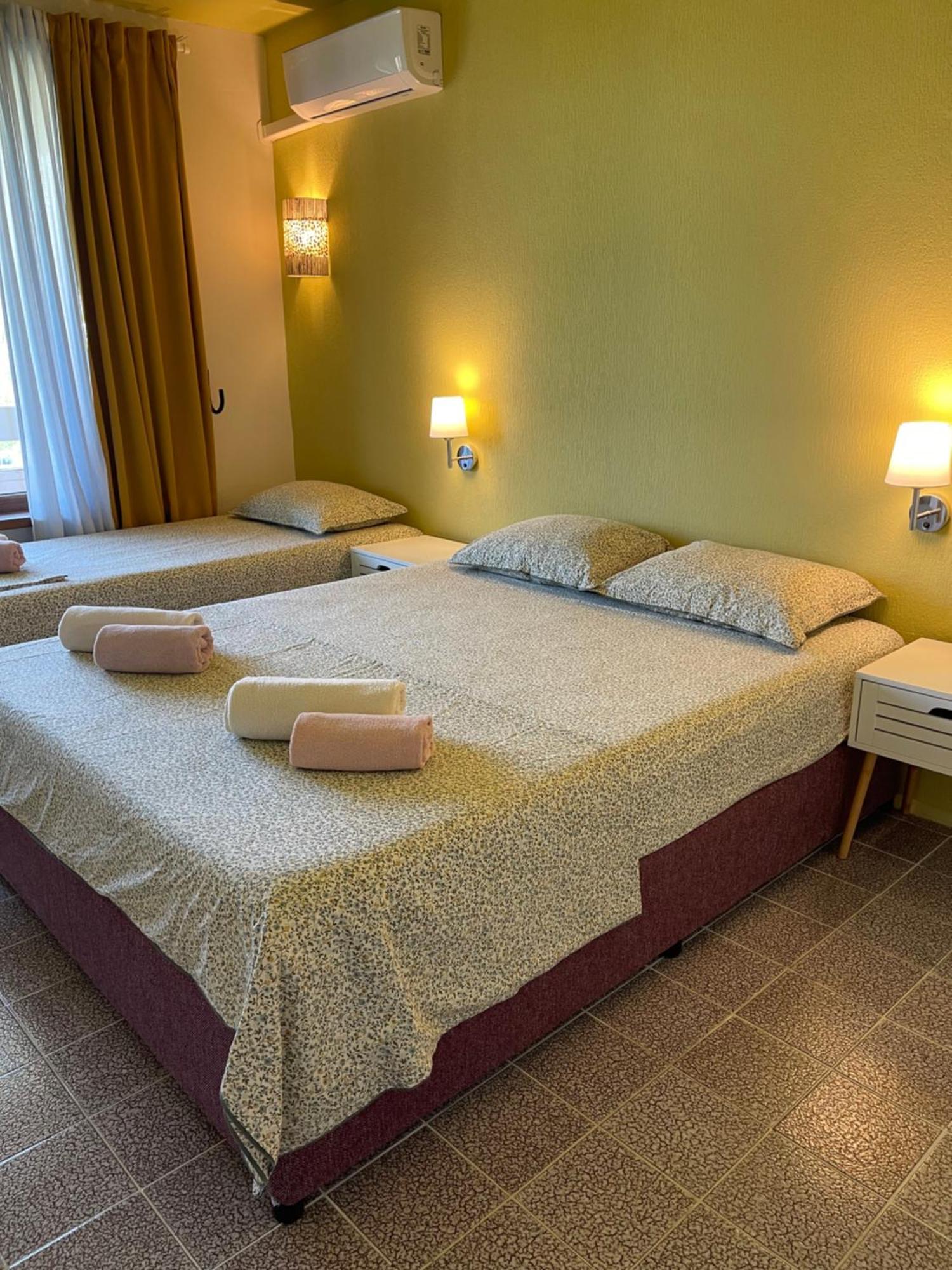 Hotel Amadina Garden Lozenec Exteriér fotografie